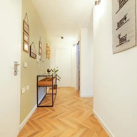 Via Manno 11